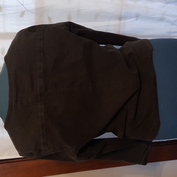 Loup spring weight jacket size Large in black. - Picture 2 of 6